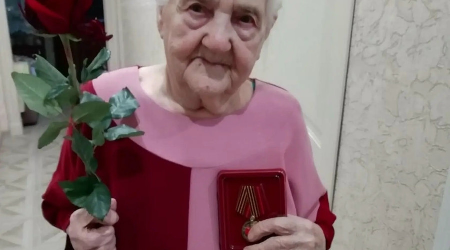 Труженица тыла Мария Максимова из Гурьевска отметила 99-летие