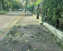 Губернатор проверил состояние Коммунальной и указал на многочисленные дефекты дорожного покрытия