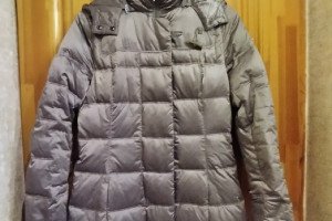 Продам женские осенние куртки 44 размера
