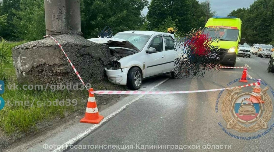Две смертельные аварии произошли в Калининграде и на Куршской косе за один вечер