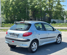 Peugeot 206, 2002
