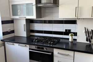 Продам кухню со встроенной техникой