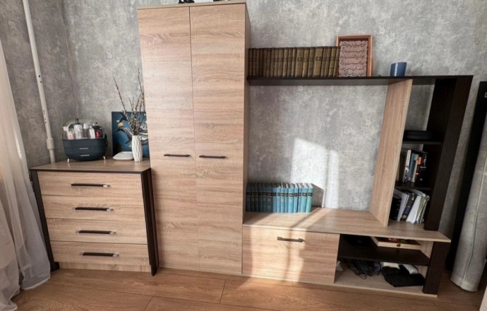 Продам мебельный гарнитур «дуб сонома»