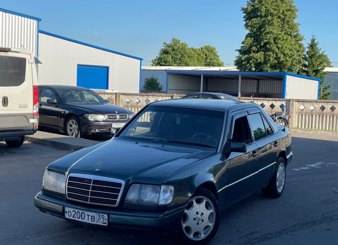 Mercedes-Benz E-класс, 