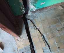 В Калининграде дом № 70 оказался под угрозой обрушения из-за трещин в несущих конструкциях