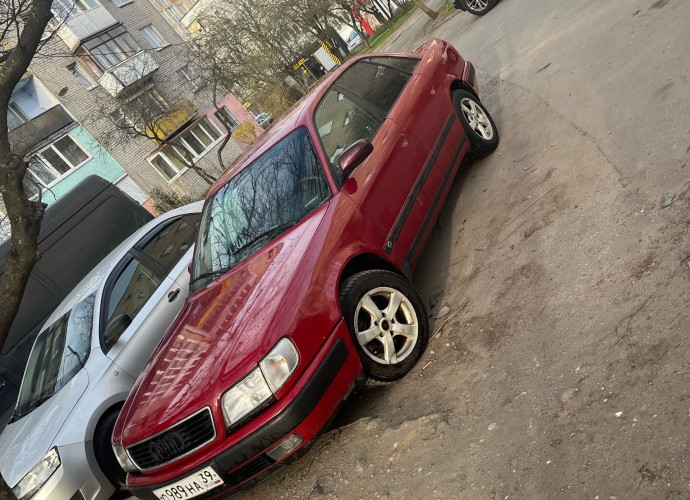 Audi 100, 