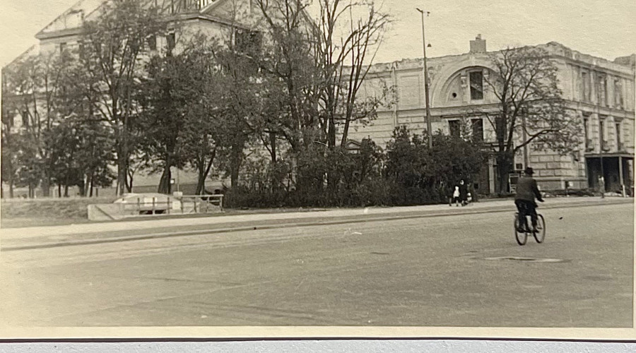 Фотоальбом 1944 года: последствия бомбардировки Кёнигсберга в объективе Сергея Роде