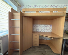 Продам кровать-чердак и холодильник
