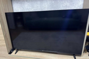 Телевизор TCL 43P631 в отличном состоянии