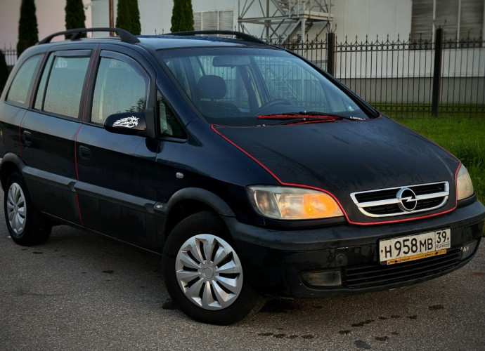 Opel Zafira, 2000
