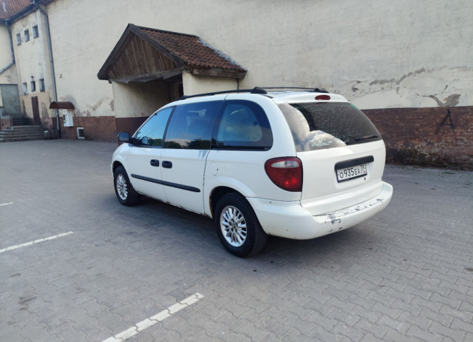 Chrysler Voyager, 2002