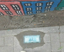 В Калининграде разбили бюст Карла Маркса из палисадника на улице Гагарина