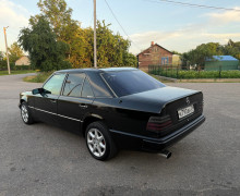 Mercedes-Benz Другая , 1995