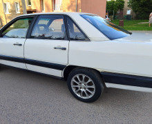 Audi 100, 1987