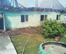 Пожар в Гвардейском районе: в поселке Красный Яр сгорели кровля и две квартиры