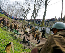 Афиша выходных 3–5 апреля: штурм Кёнигсберга, «Мельница», «ПилОт» и фестиваль «Ботаника»