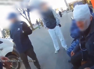 В Калининграде росгвардейцы оказали первую помощь мужчине с травмой головы