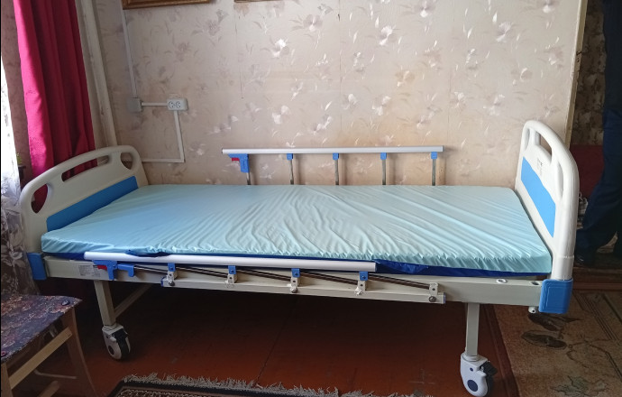 Продам кровать медицинская функциональная механический привод
