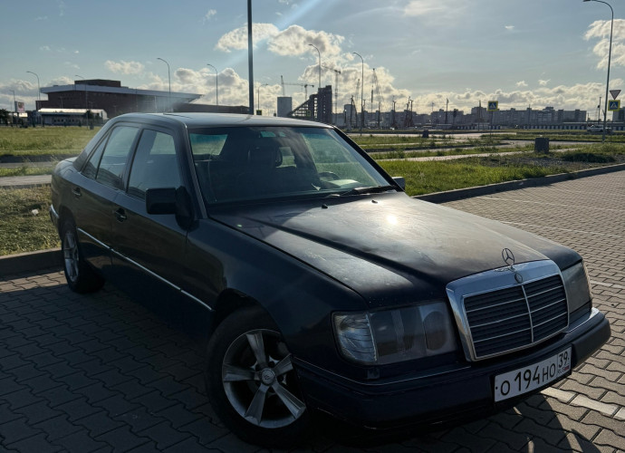 Mercedes-Benz W124, 