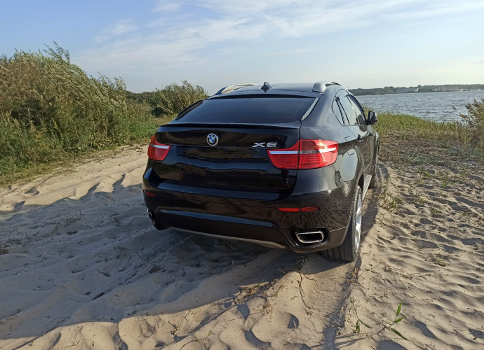 BMW X6, 2011