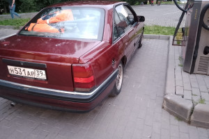 Opel Omega, 1990