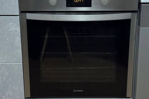 Духовой шкаф Indesit 60 см