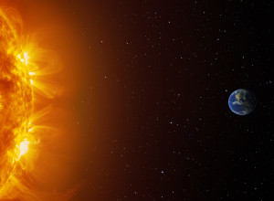 Из‑за корональной дыры на Солнце к Земле несётся усиленный поток солнечного ветра