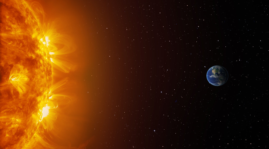 Из‑за корональной дыры на Солнце к Земле несётся усиленный поток солнечного ветра