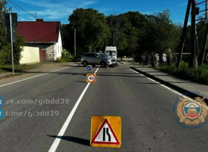 В Гурьевске мотоциклист пострадал в ДТП после столкновения с легковушкой