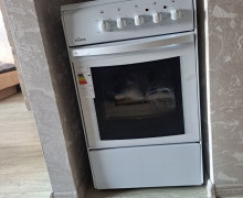 Продам новую электрическую плиту