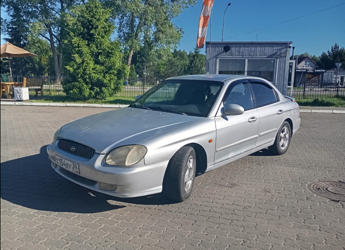 Hyundai Sonata, 2001