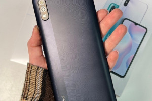 Продажа смартфонов: Iqoo neo 10, Poco x7pro, Redmi 9A