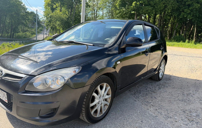 Продаётся Hyundai i30 1.6 AT, 2011 от собственника