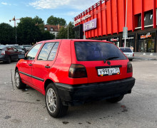 Volkswagen Golf, 