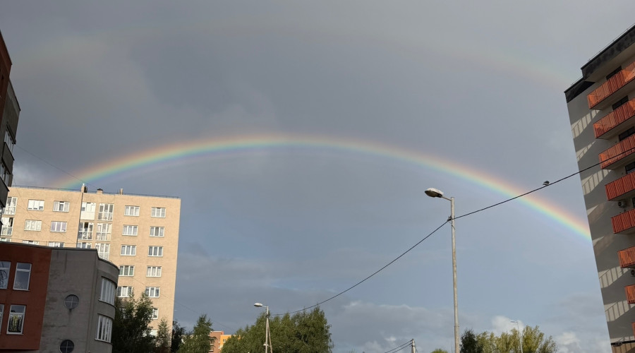 Жительница Калининграда сфотографировала двойную радугу после дождя