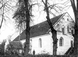 Руины кирхи Петерсдорфа в Куйбышевском: история и памятник