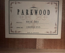Продаю электроакустическую гитару Parkwood W81E BKS
