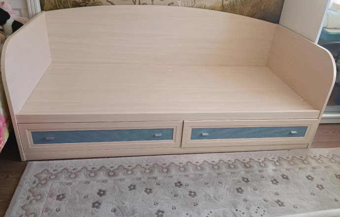 Продаётся кровать 95×205 см, фабрика Лазурит
