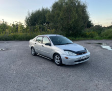 Ford Focus, 2001