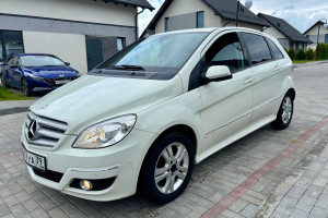 Mercedes-Benz Другая , 2011