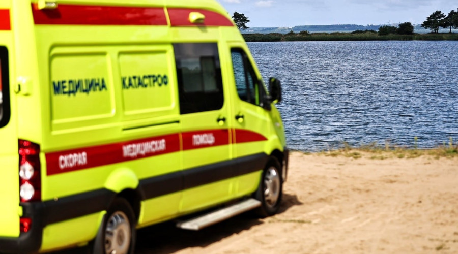 В Калининградской области за два часа два человека не смогли выбраться из воды