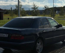 Mercedes-Benz E-класс, 