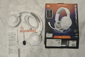 Продам JBL quantum 360