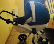 Продам детскую коляску