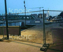 На Философском мосту в Калининграде частично демонтировали покрытие и ограничили проход