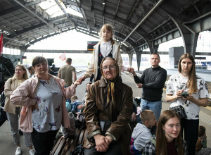 На Южном вокзале Калининграда «Эшелон Победы» встретили концертом