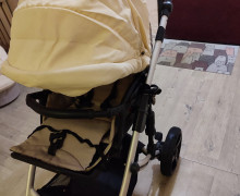 Отдам даром коляску