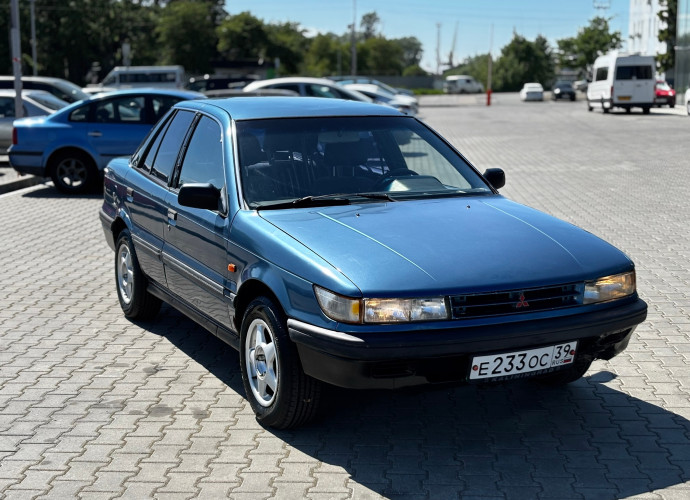 Mitsubishi Lancer, 1990