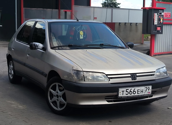 Peugeot 306, 1994