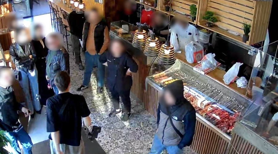 В Калининграде будут судить мужчину за угрозы «розочкой» в магазине на Карамзина